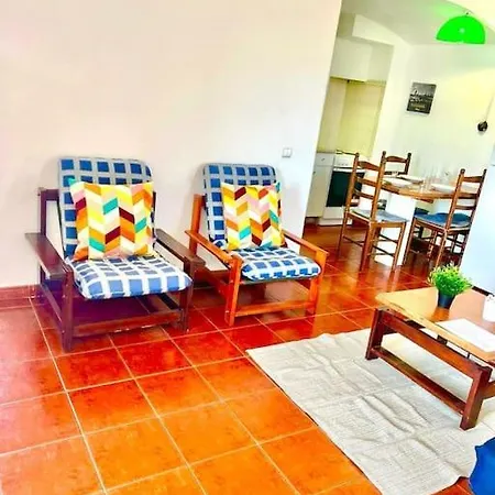 T1, Da Oura Lejlighed